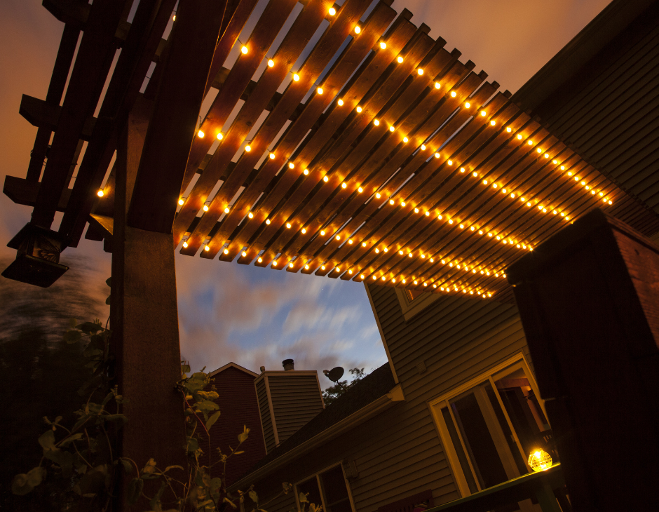 How to Choose the Right Lighting for Your Deck?